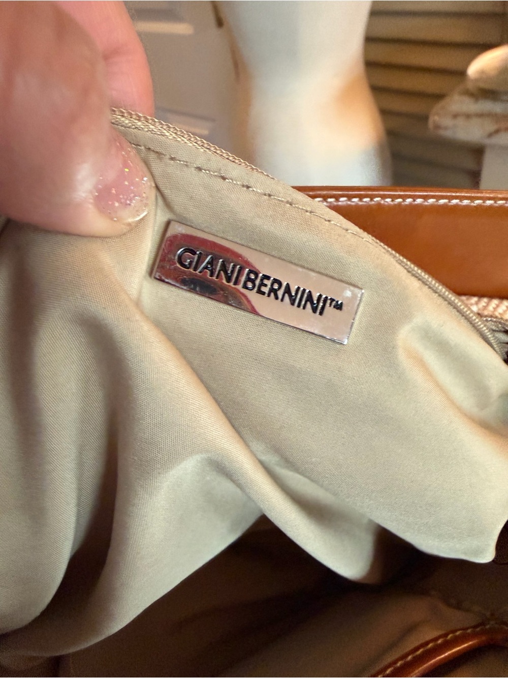 GIANI BERNINI Canvas Shoulder Bag in Tan and Cream 12x7.5x3 inches - Picture 7 of 13